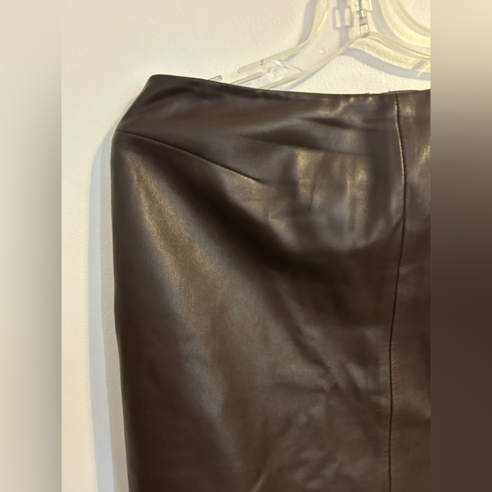 FOLIO SAKS FIFTH AVENUE chocolate Brown Leather Pencil Modi-Skirt - Picture 7 of 15